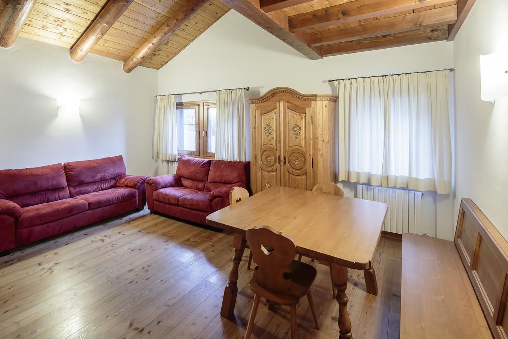 Villa Lacedel - Stayincortina Cortina dʼAmpezzo Habitación foto