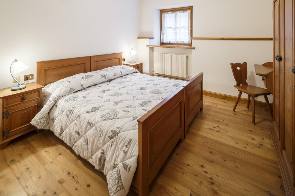 Villa Lacedel - Stayincortina Cortina dʼAmpezzo Habitación foto