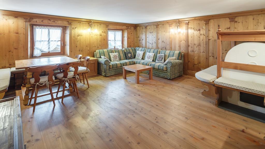 Villa Lacedel - Stayincortina Cortina dʼAmpezzo Habitación foto